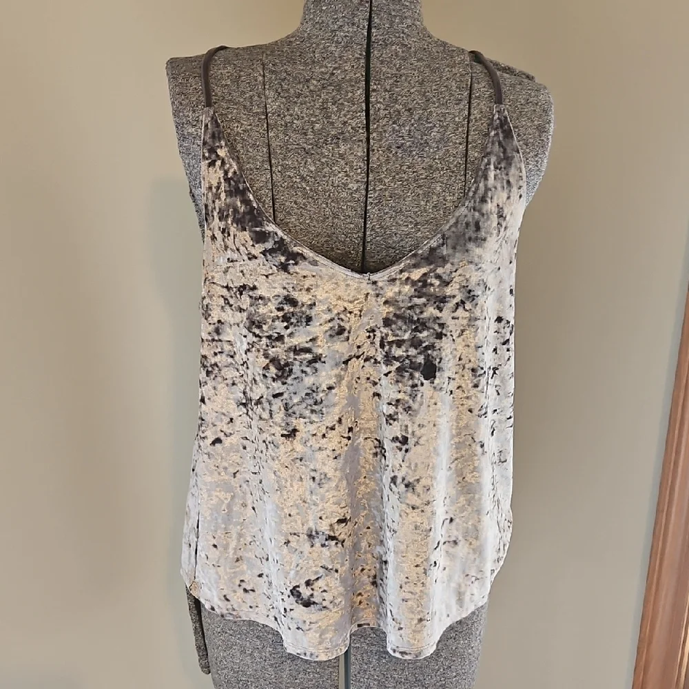 American Eagle Outfitters velour tank - Picture 1 of 6